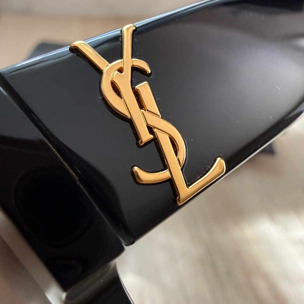 Saint Laurent Black Cat-Eye Sunglasses with Gold Logo - Picture 10 of 12
